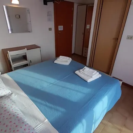 Elisabetta 2 Stelle Hotel