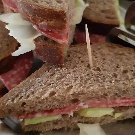 Elisabetta 2 Stelle 2* Cattolica