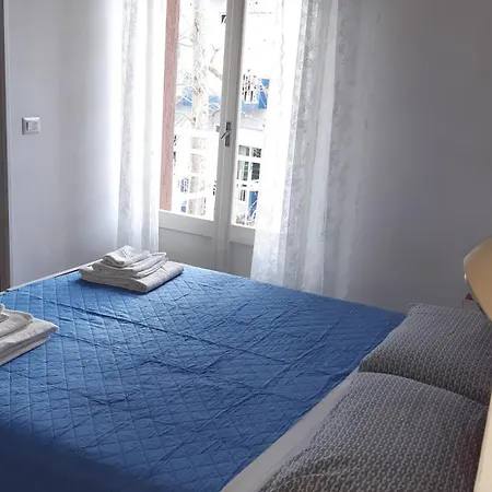 Elisabetta 2 Stelle Отель Каттолика