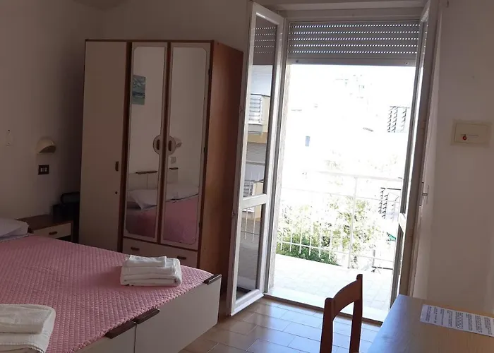 Hotel Elisabetta 2 Stelle Cattolica